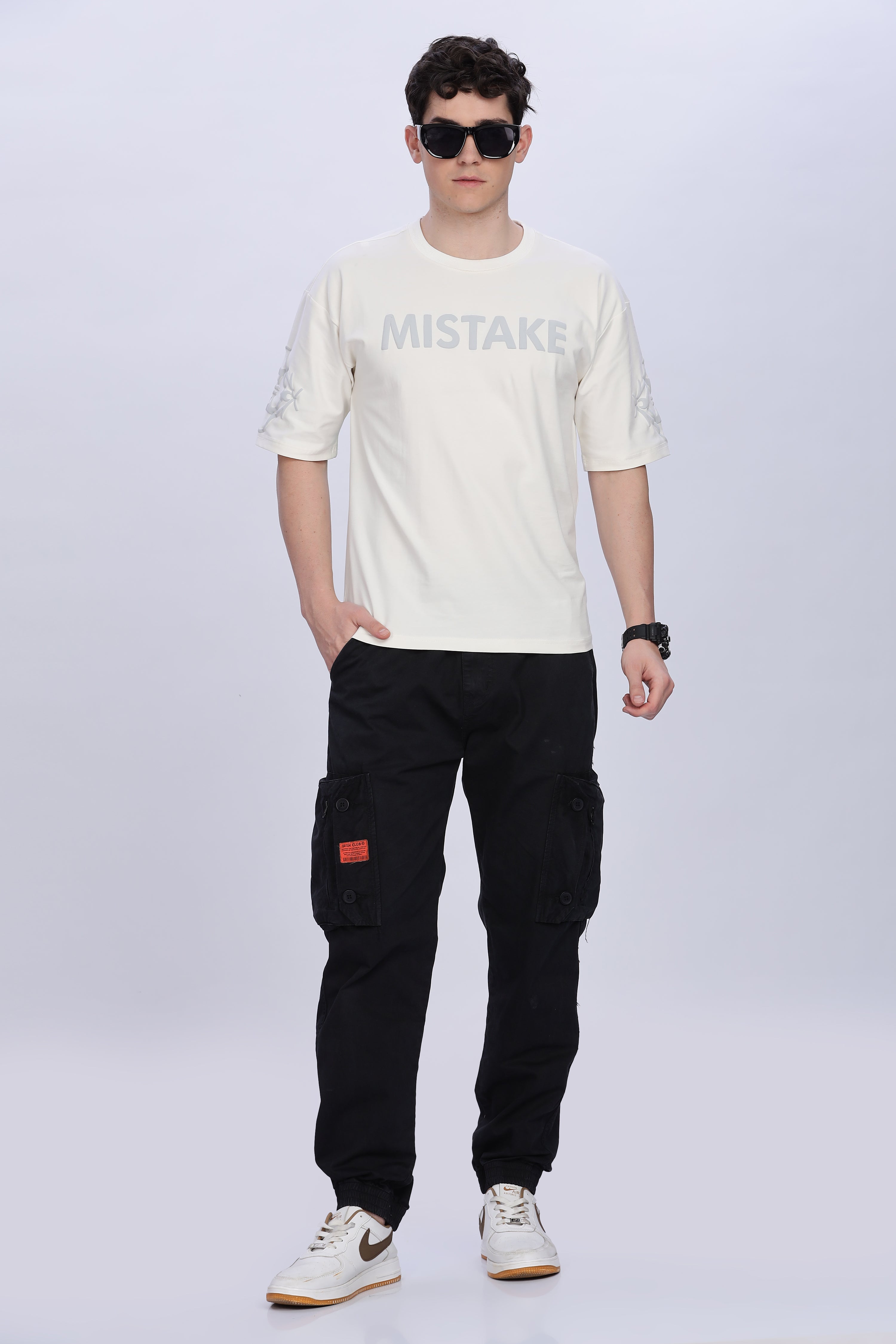 SMOKE SKULL DROP TEES [white]