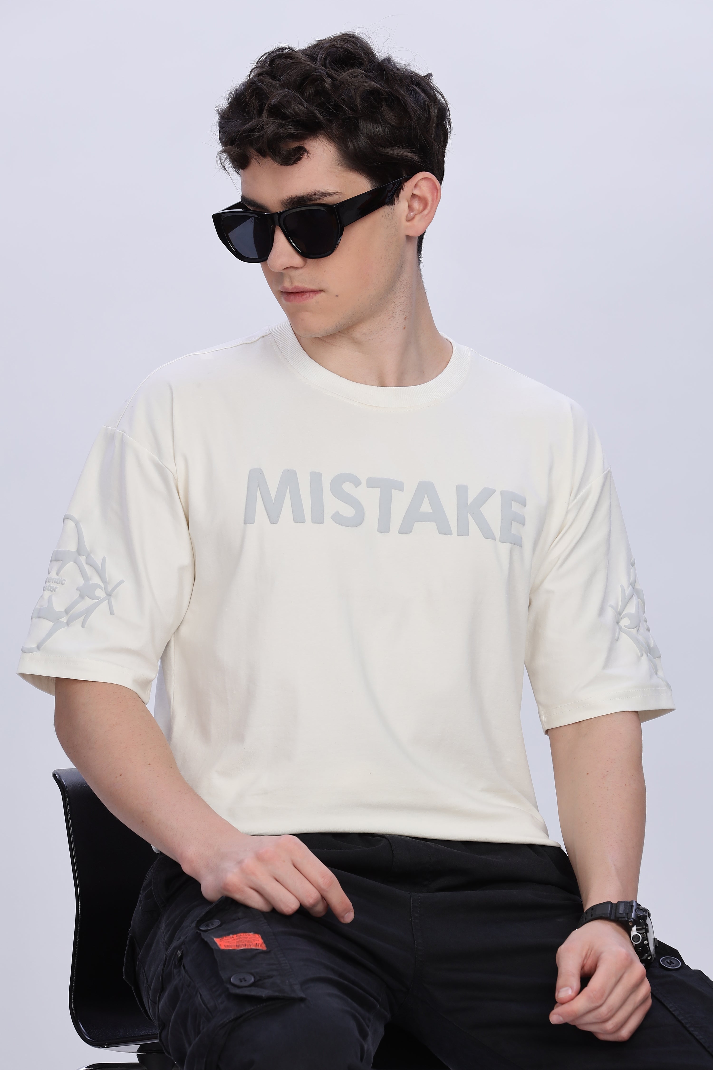 SMOKE SKULL DROP TEES [white]