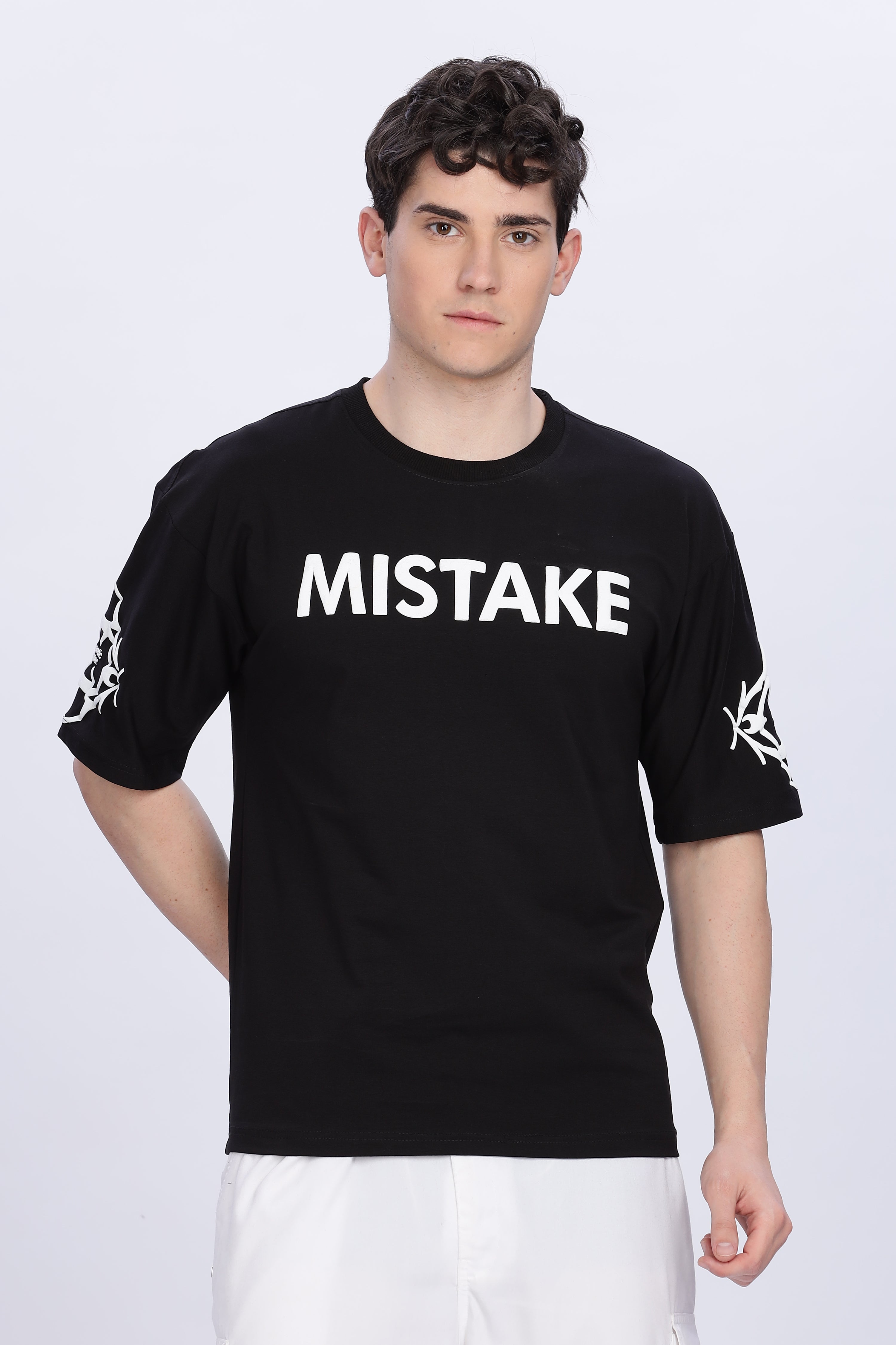 SMOKE SKULL DROP TEES [black]