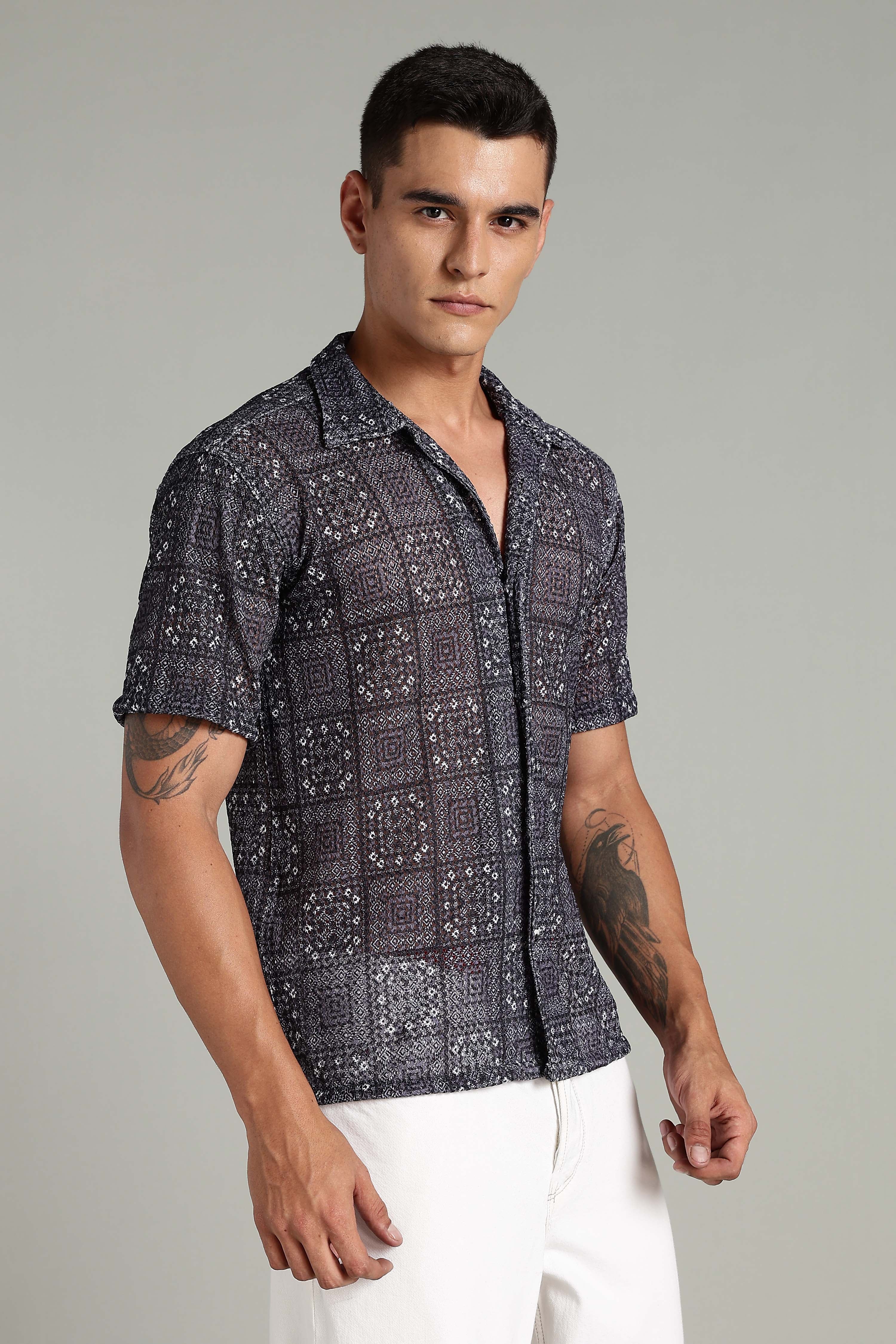 SMOKE CORCHET ABSTRACT SHIRT