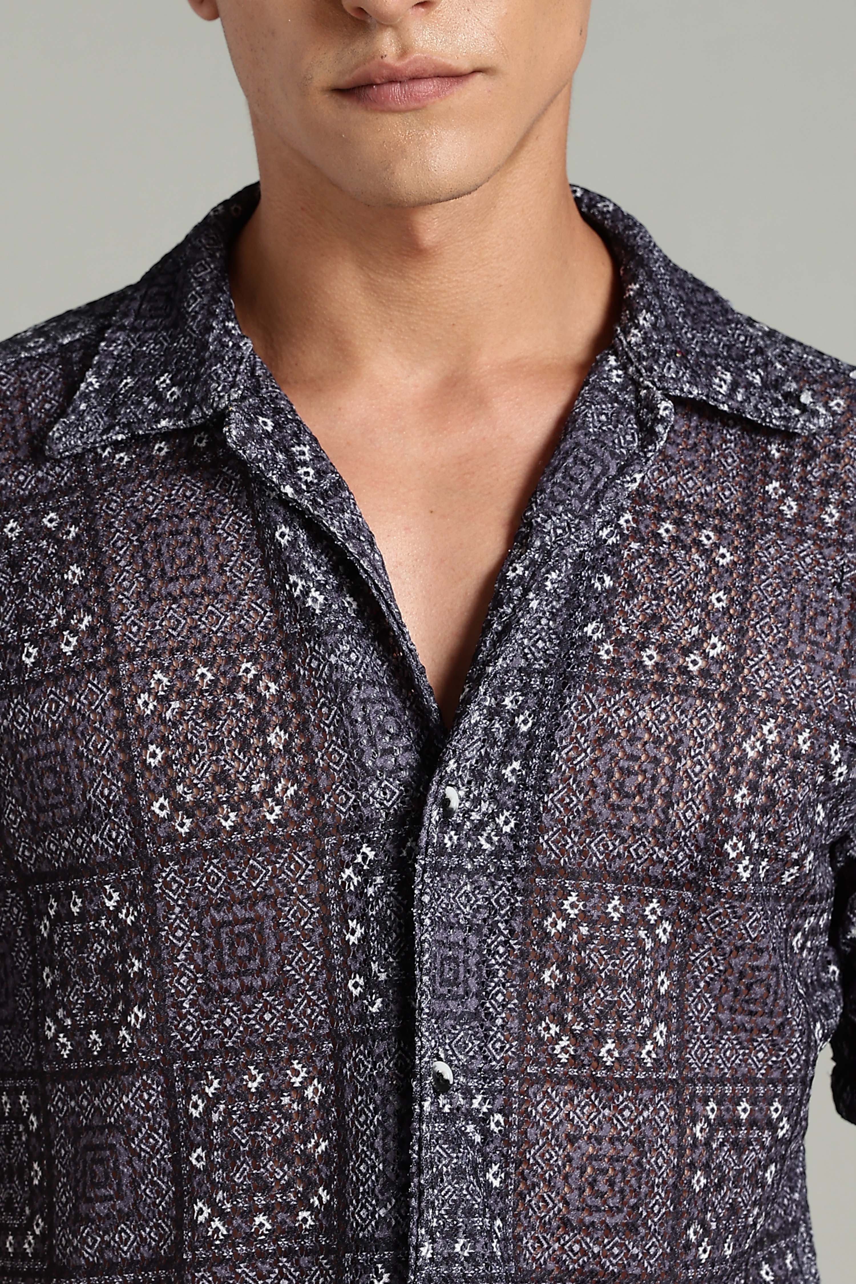 SMOKE CORCHET ABSTRACT SHIRT