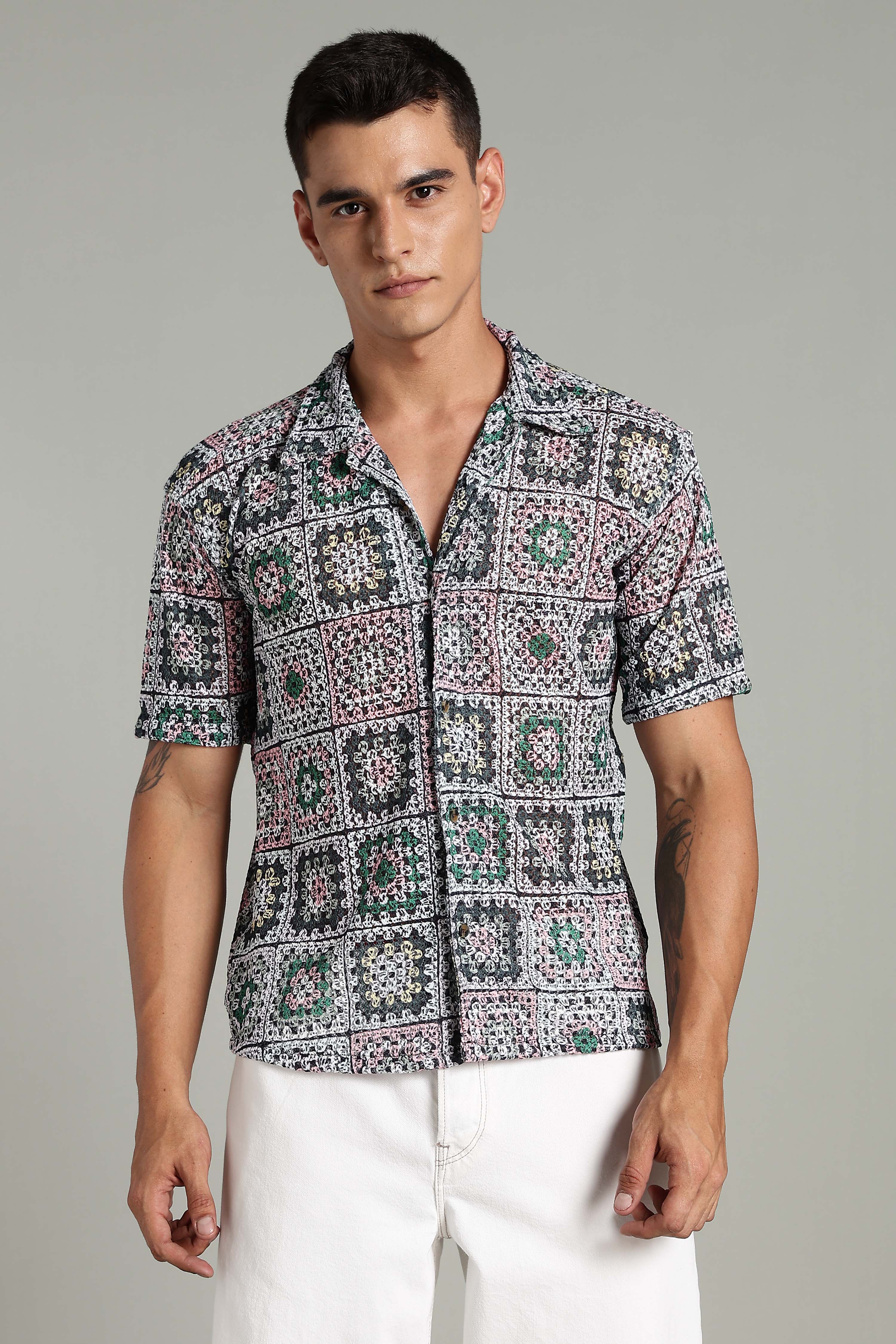 SMOKE CORCHET ABSTRACT SHIRT