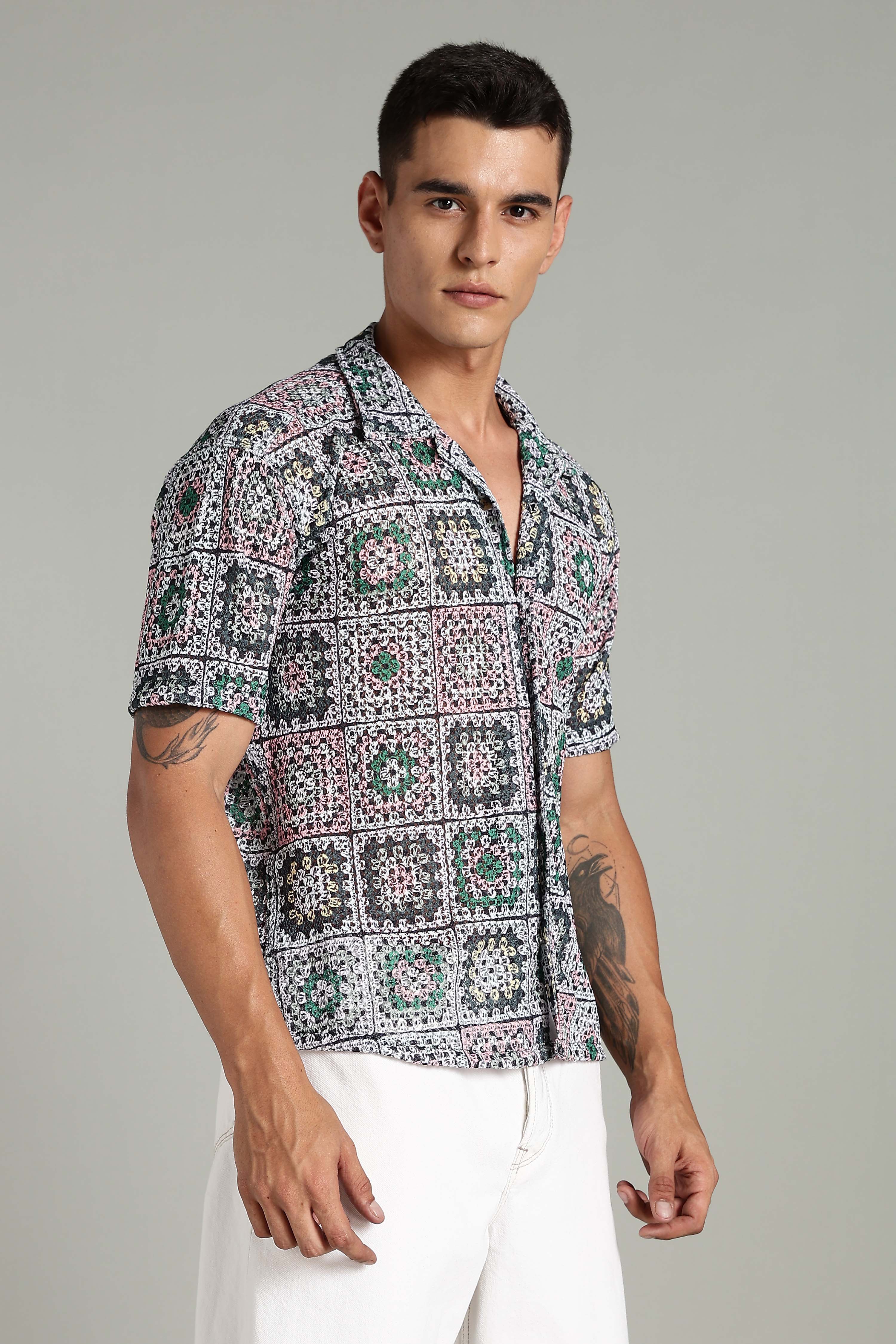 SMOKE CORCHET ABSTRACT SHIRT