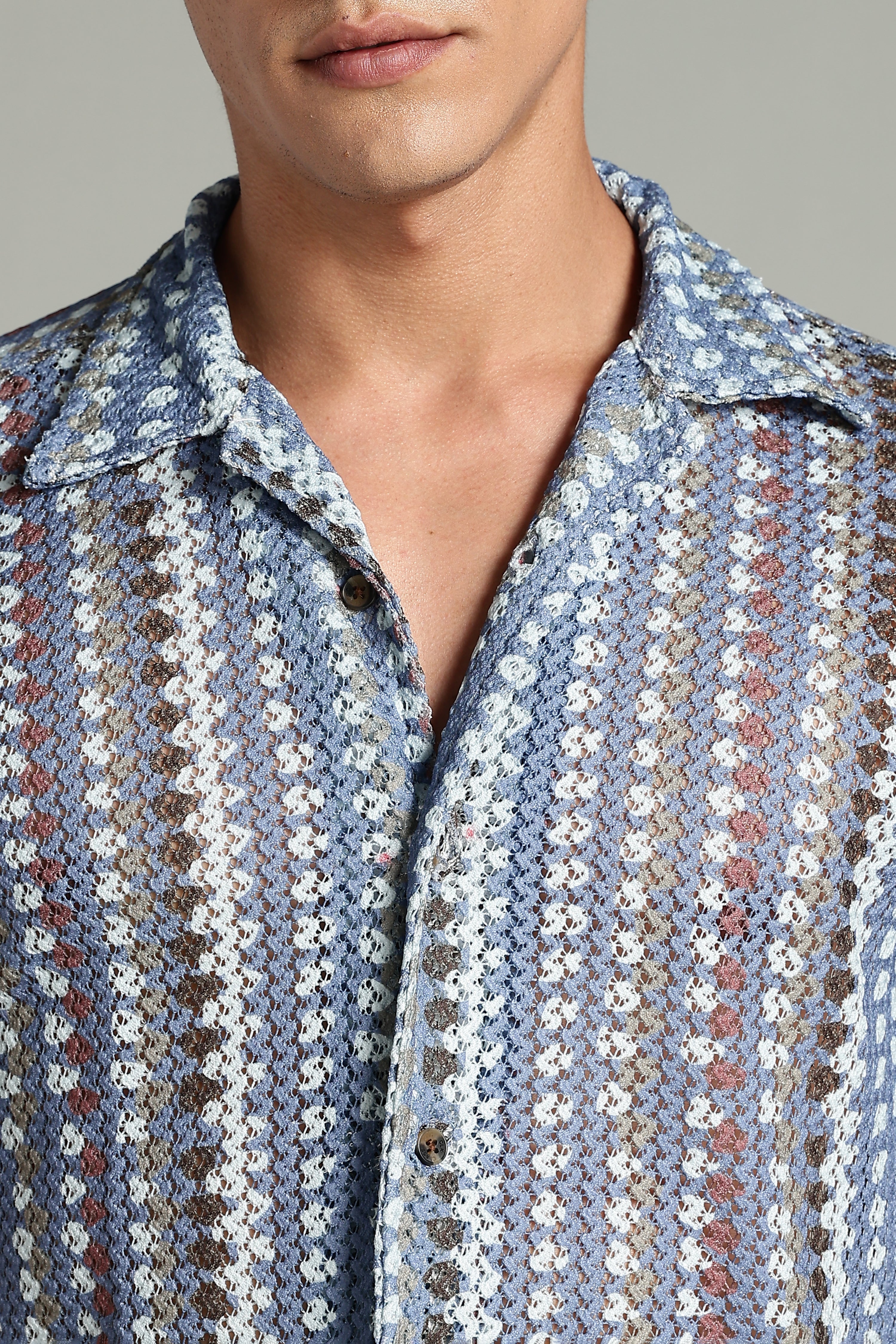 SMOKE CORCHET ABSTRACT SHIRT