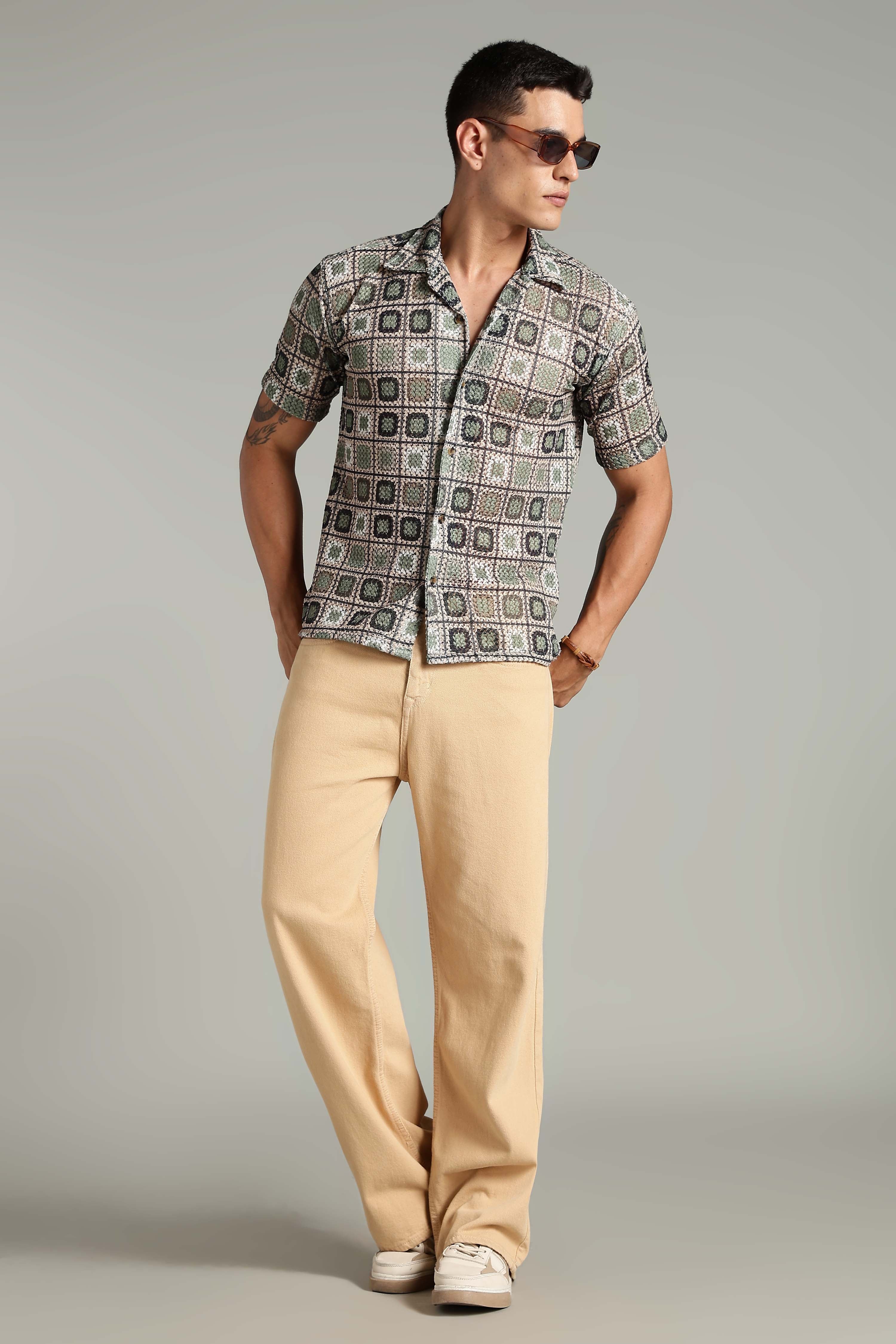 SMOKE CORCHET ABSTRACT SHIRTS