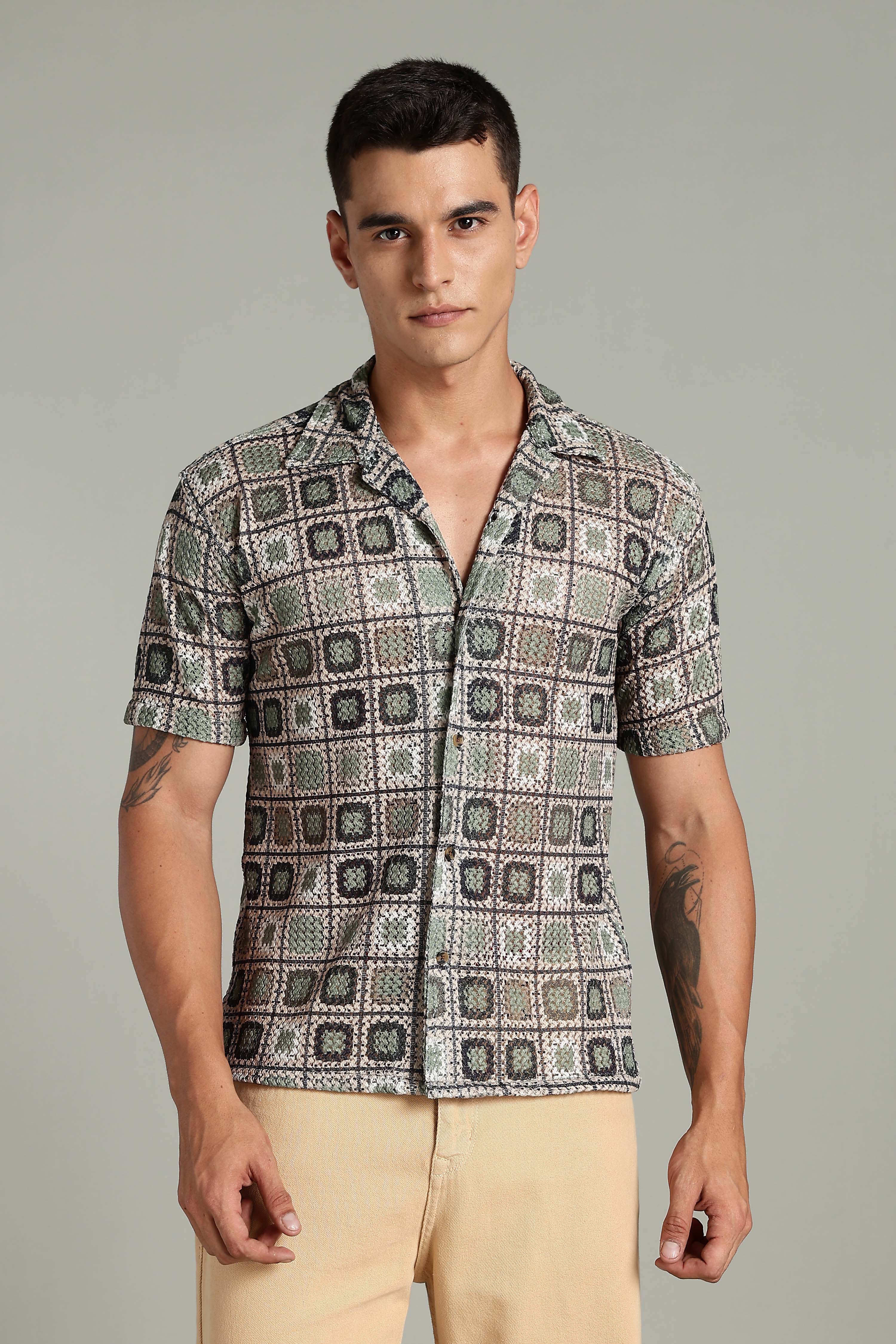 SMOKE CORCHET ABSTRACT SHIRTS