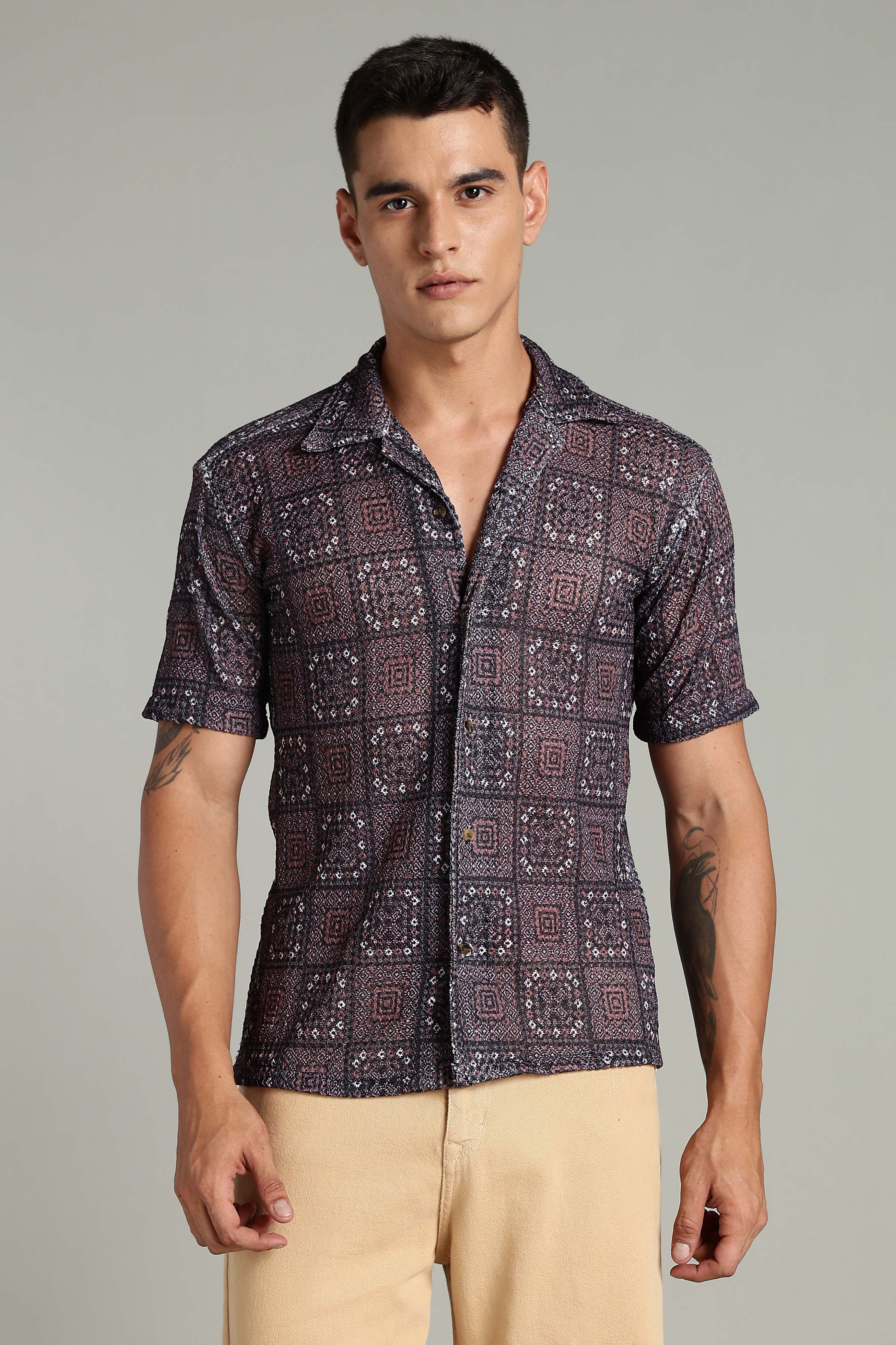 SMOKE CORCHET ABSTRACT SHIRT