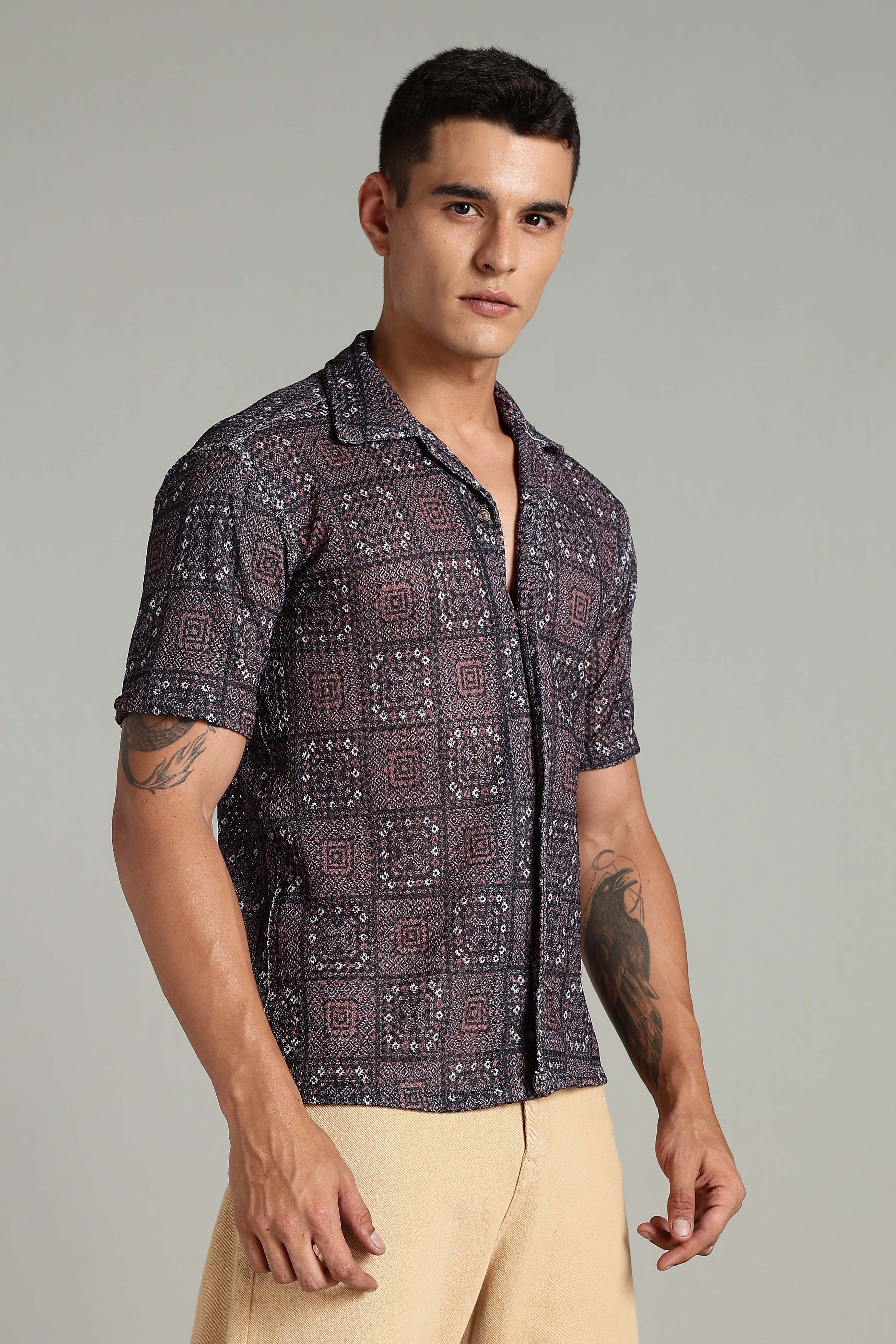 SMOKE CORCHET ABSTRACT SHIRT