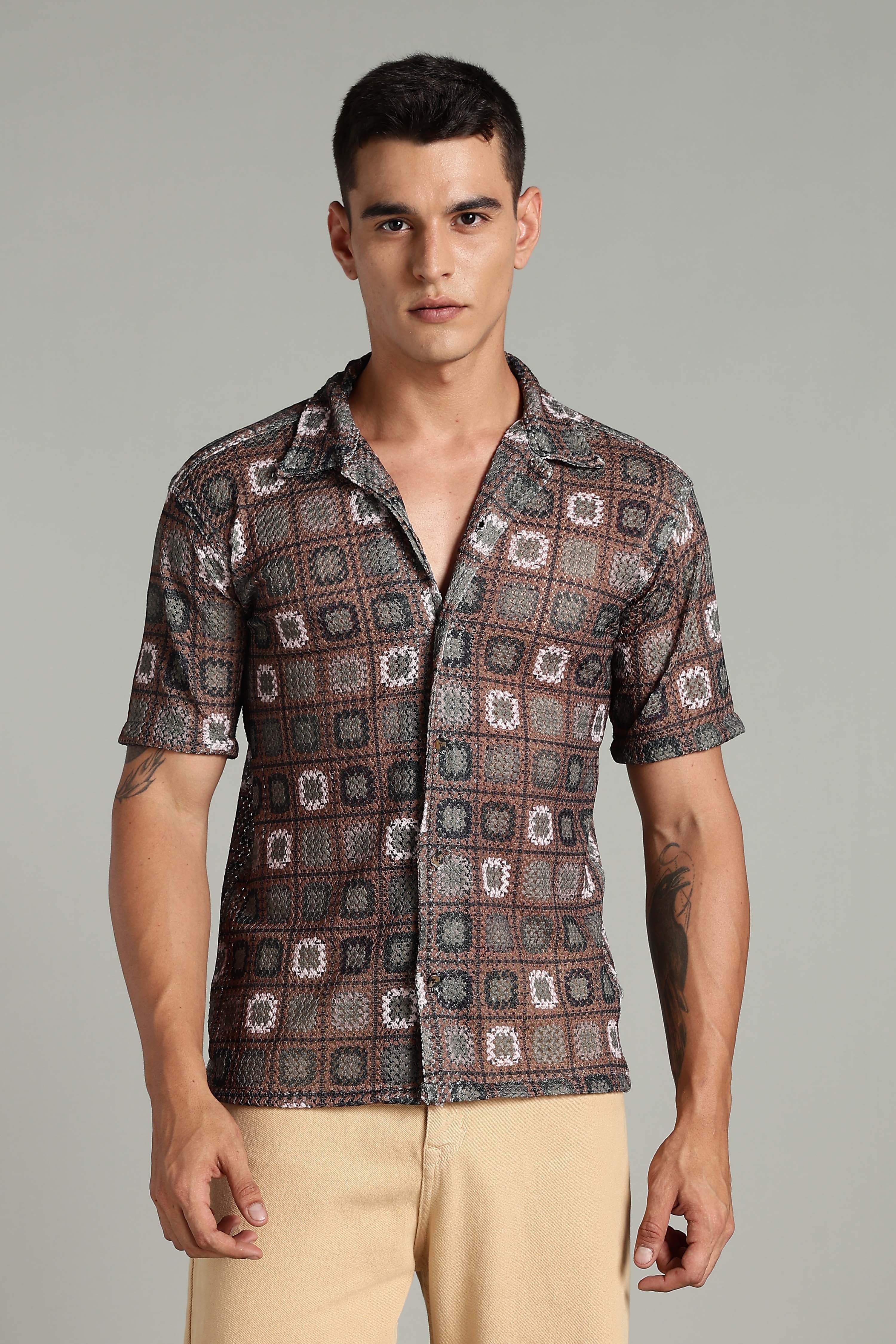 SMOKE CORCHET ABSTRACT SHIRT