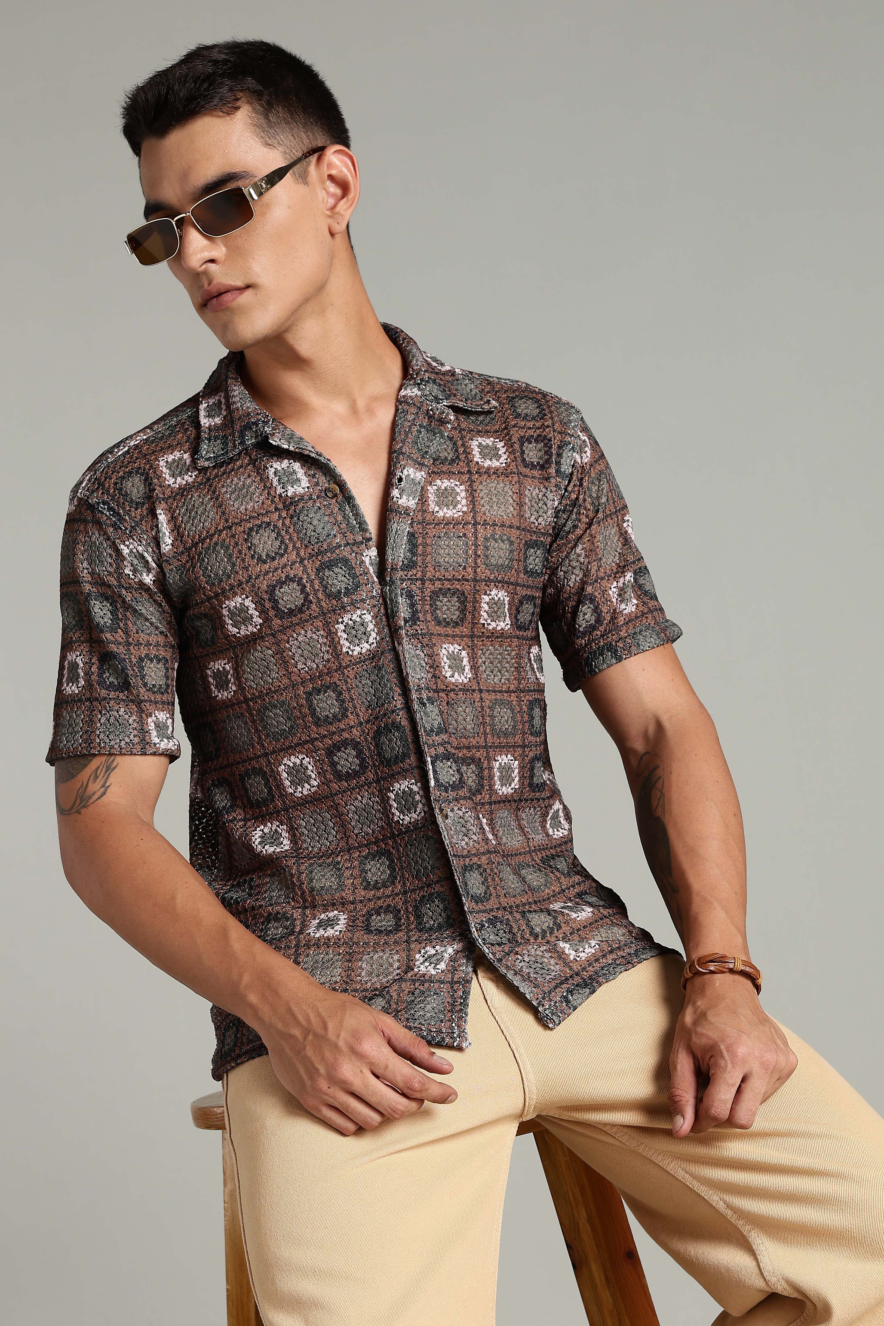 SMOKE CORCHET ABSTRACT SHIRT