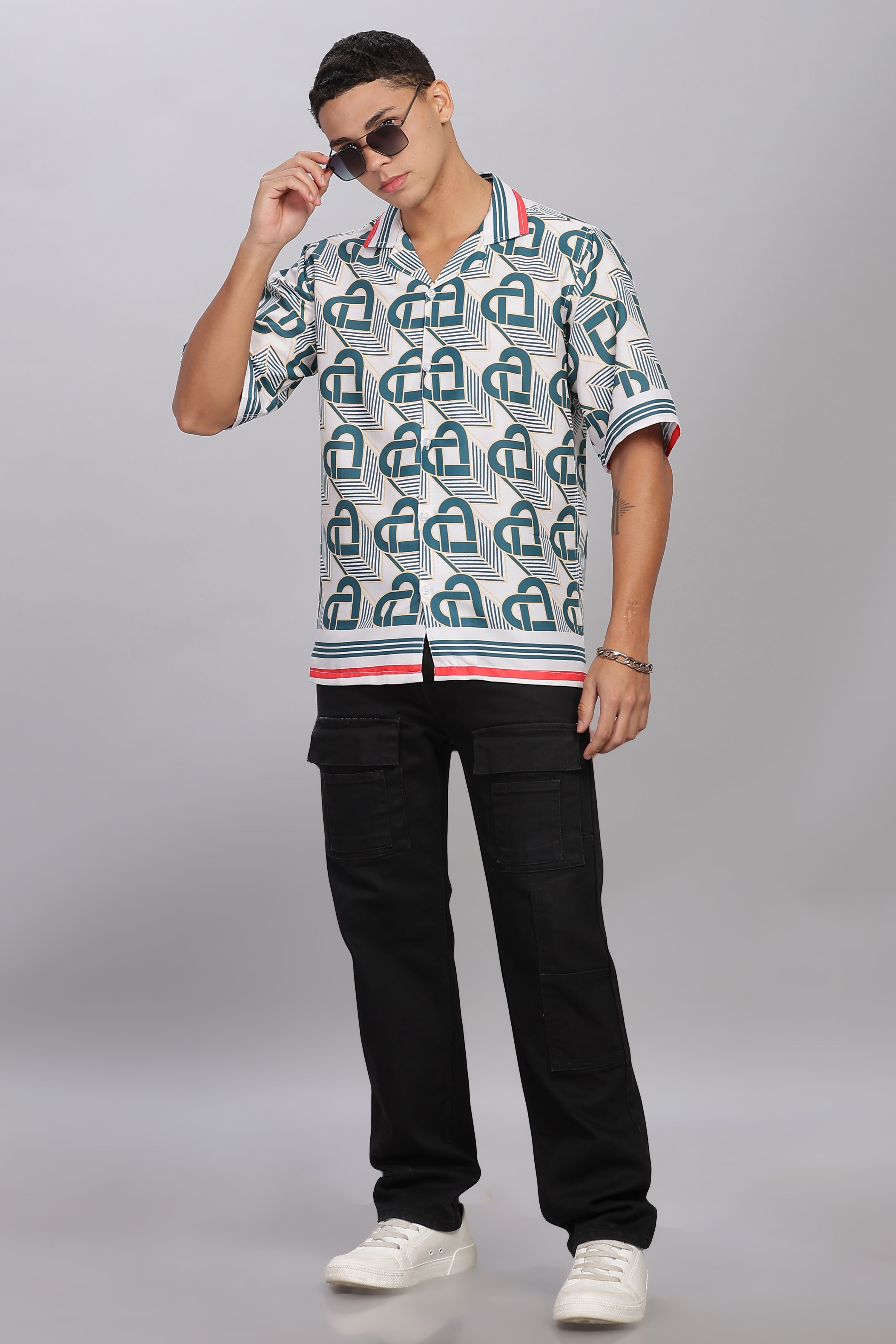 SMOKE LOVELESS DROP SHIRT