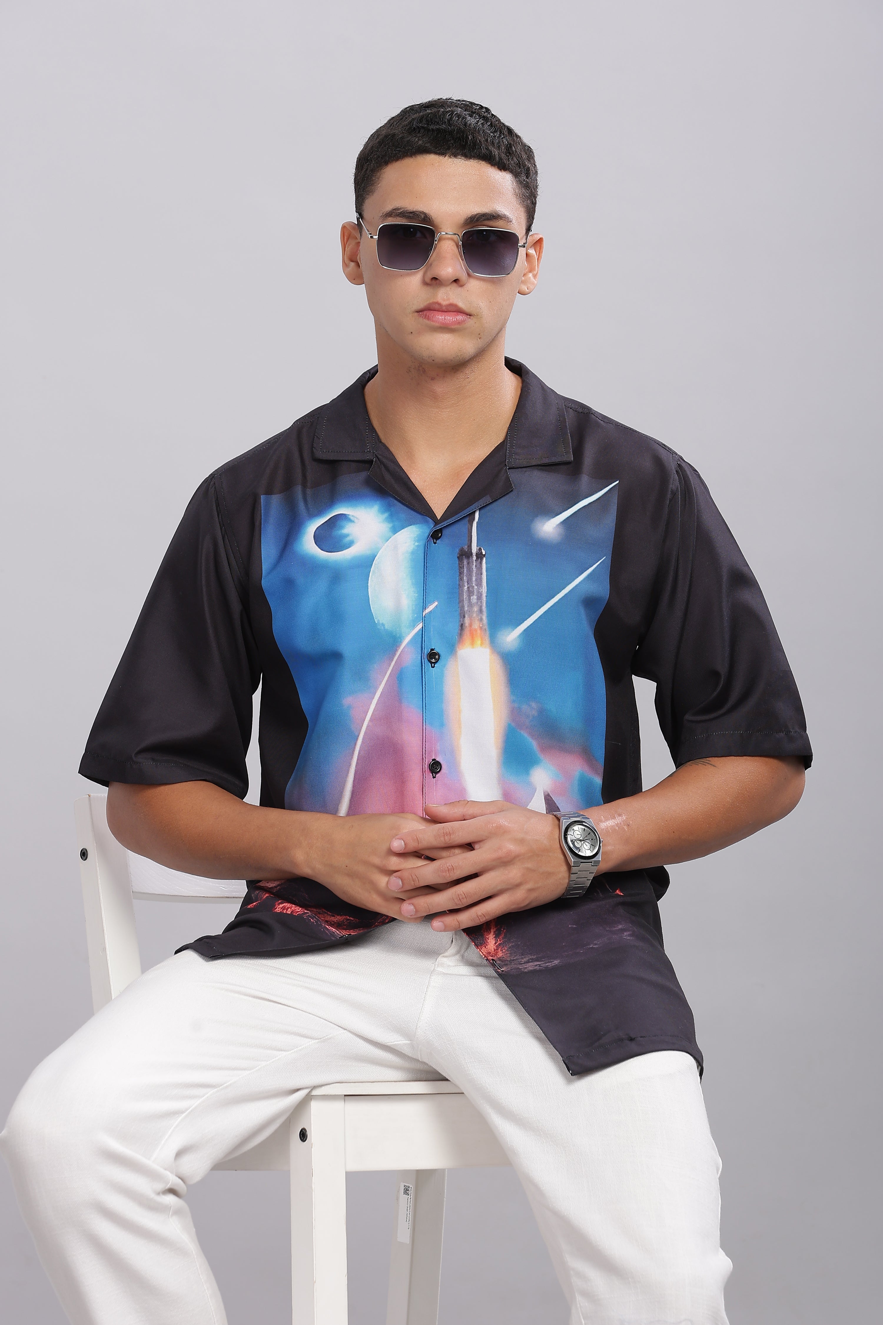 SMOKE SPACESHIP BLACK DROP SHIRT