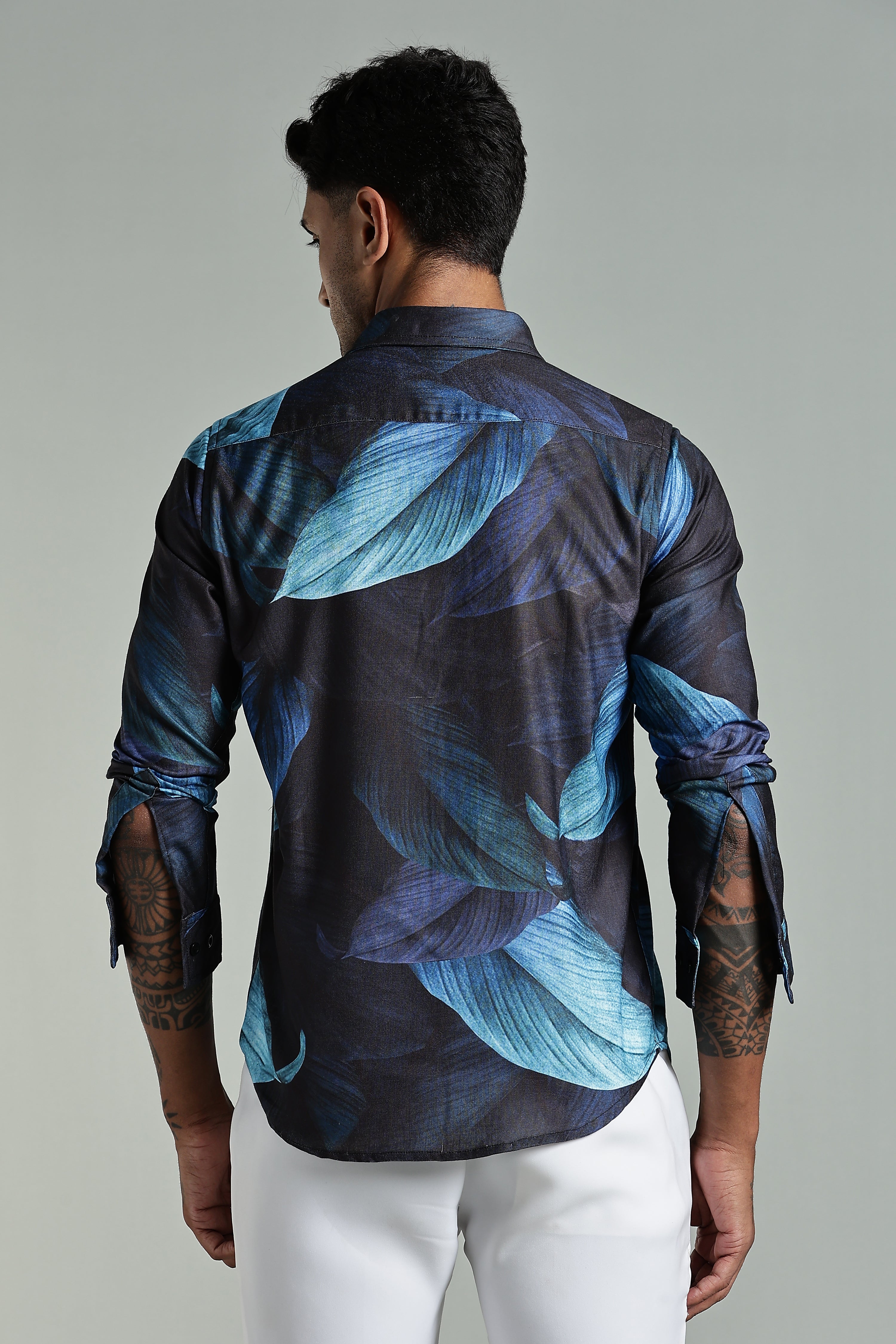 SMOKE OBLONG BLACK LINEN PRINTED SHIRT